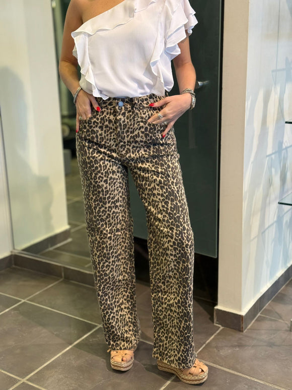 Animal print jeans